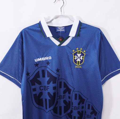 ADTBRA96S1NCNRET-ao-bong-da-retro-doi-tuyen-brazil-mua-1996-san-khach-3