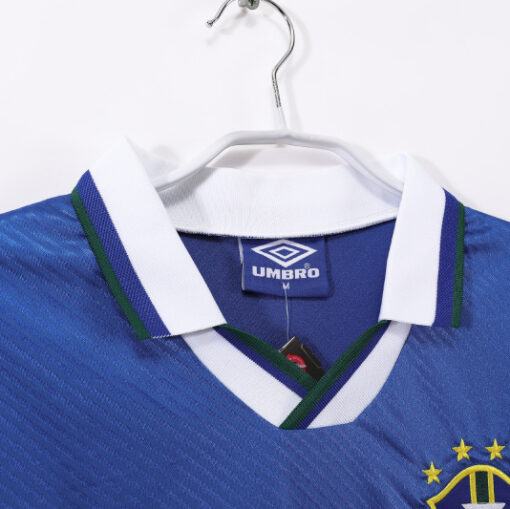 ADTBRA96S1NCNRET-ao-bong-da-retro-doi-tuyen-brazil-mua-1996-san-khach-4